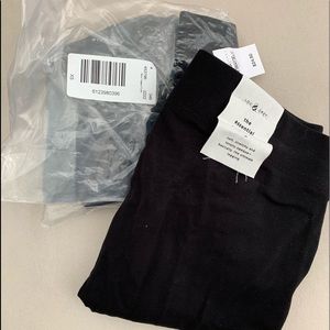 ⭐️MOVING SALE! ⭐️  Lou & Grey Leggings Bundle (2)